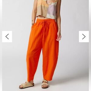 Urban Outfitters UO Jay Textured Wide Leg Pants Bright Orange 100% Cotton Size L